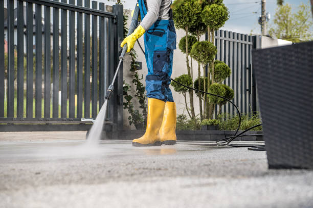 Garage Pressure Washing in Lawson, MO
